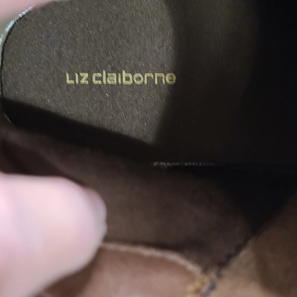 Liz Claiborne liz claiborne